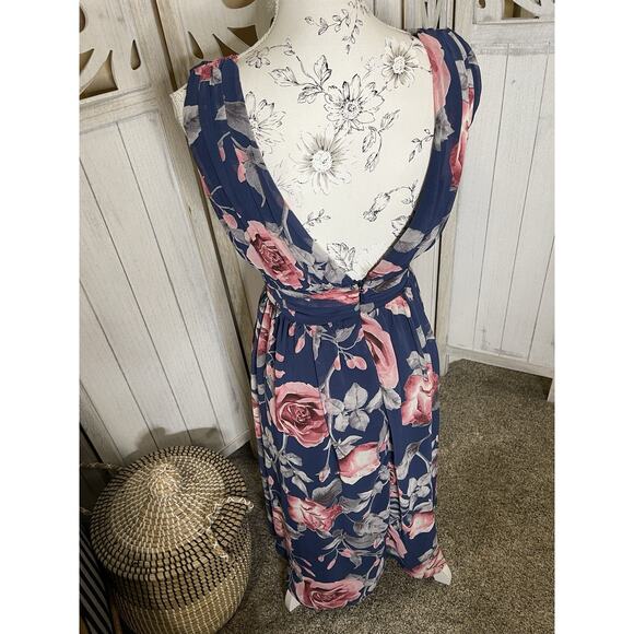 Lulu's Queen Of Hearts Blue Floral Print Midi Dress Plunging Neckline Sz Small - Picture 4 of 8